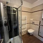Luxury Wellness Penthouse דירה