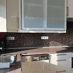 Luxury Wellness Penthouse דירה *