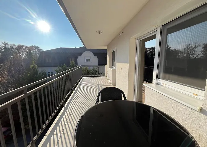 Luxury Wellness Penthouse Apartament Siófok