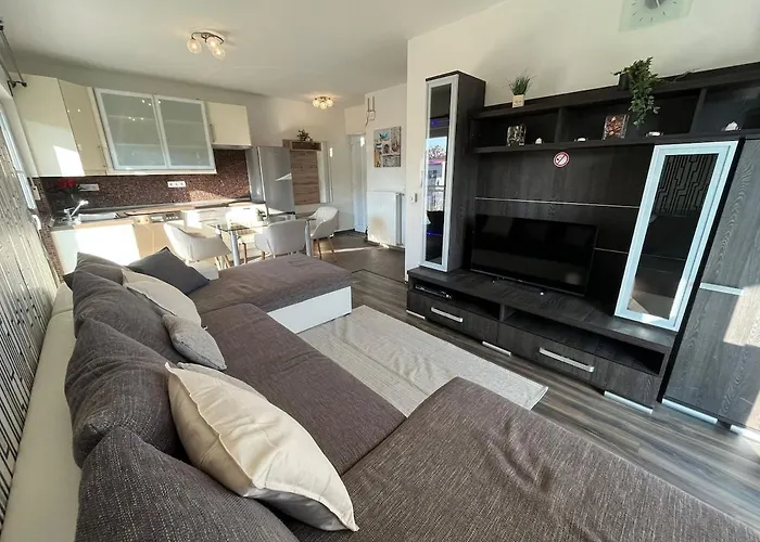 Luxury Wellness Penthouse Apartament Siófok